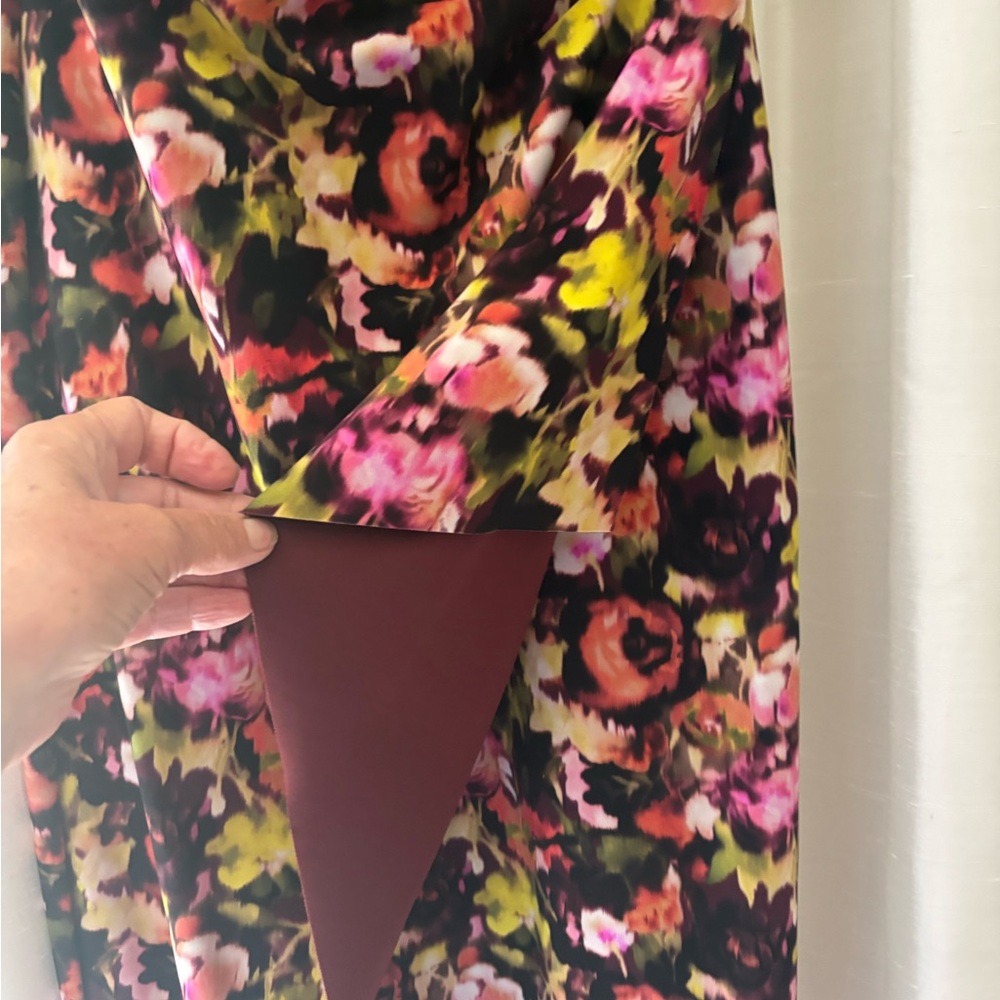 Chiara Boni Charisse cocktail dress. Size 10. NWT. ‘Artist Garden’ floral print. - Picture 5 of 11
